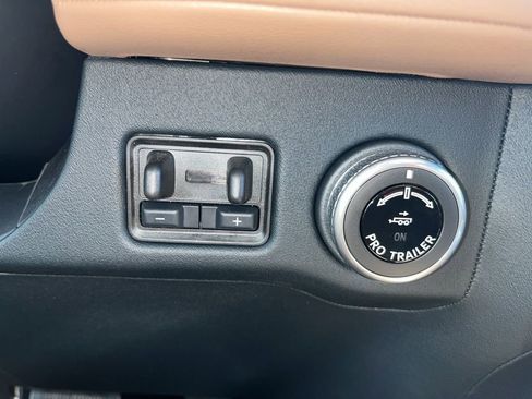 New 2025 Lincoln Navigator L Black Label image 43