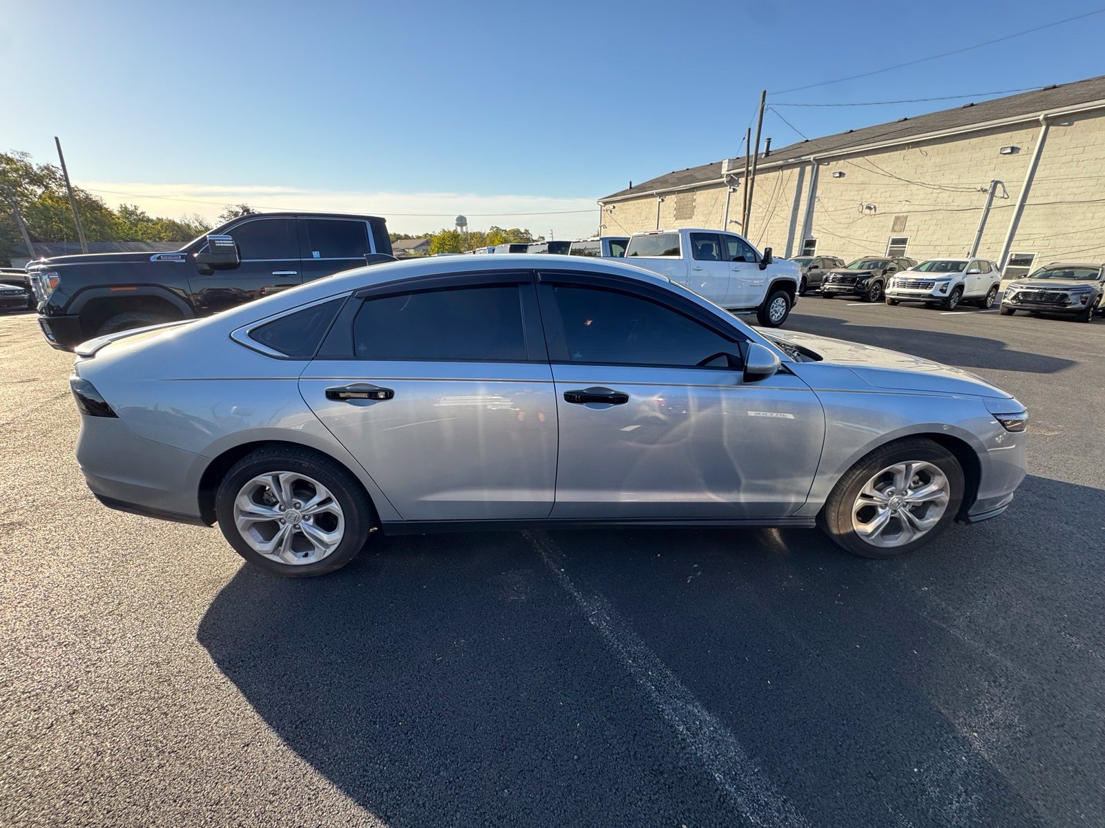 Used 2025 Honda Accord LX image 7