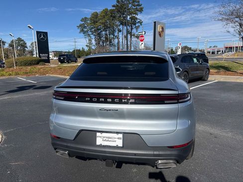 Certified 2026 Porsche Cayenne Coupe AWD/4WD image 10