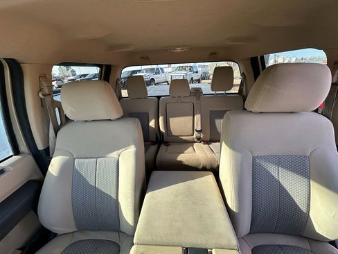 Used 2011 Ford F250 XLT w/ Chrome Pkg image 26
