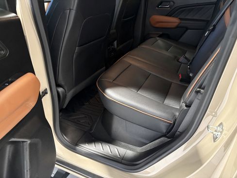 Used 2024 GMC Canyon AT4 w/ AT4 Premium Package image 22