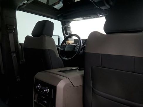 Used 2025 GMC Hummer EV 2X AWD/4WD image 42