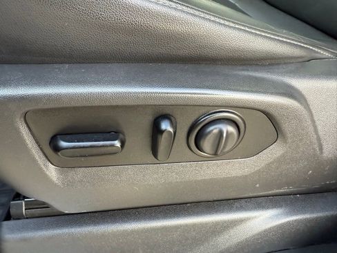 Used 2020 Chevrolet Silverado 1500 LT Trail Boss image 12