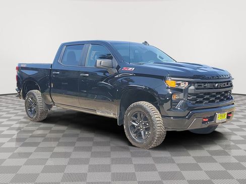 New 2026 Chevrolet Silverado 1500 Custom Trail Boss AWD/4WD image 3