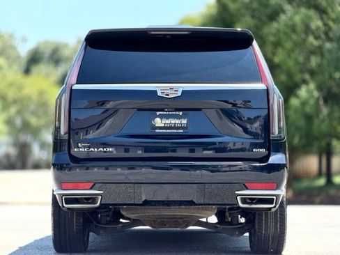 Used 2023 Cadillac Escalade ESV Premium Luxury AWD/4WD image 12