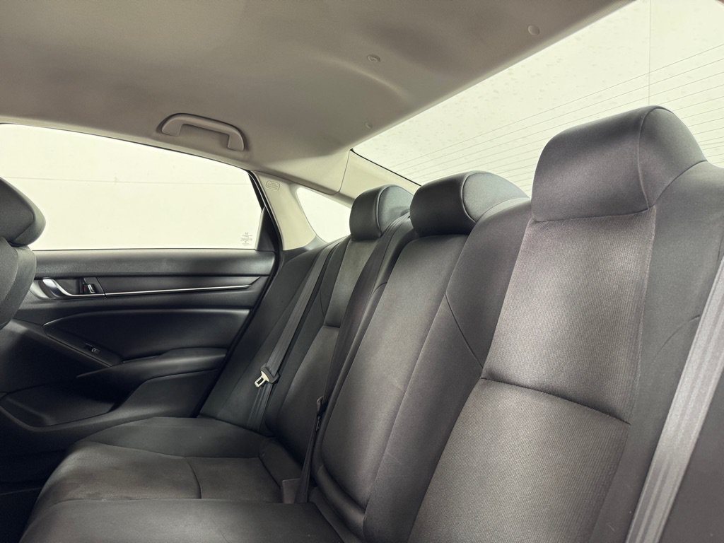Used 2018 Honda Accord LX image 19