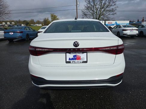 New 2026 Volkswagen Jetta S image 4