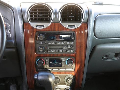 Used 2004 GMC Envoy SLT image 73