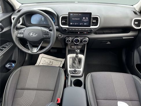 New 2026 Hyundai Venue SEL FWD image 15