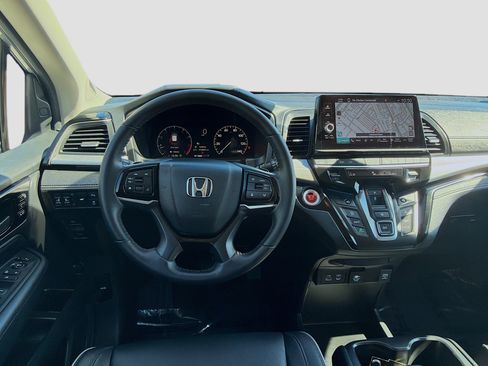 Certified 2025 Honda Odyssey Touring image 21