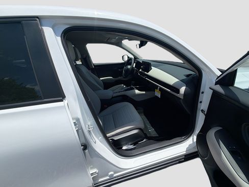 New 2027 Honda HR-V LX image 22