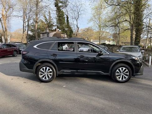 Used 2020 Subaru Outback Premium AWD/4WD image 12