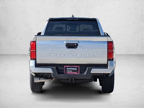 Used 2024 Toyota Tacoma SR5 w/ SR5 Upgrade Package image 8