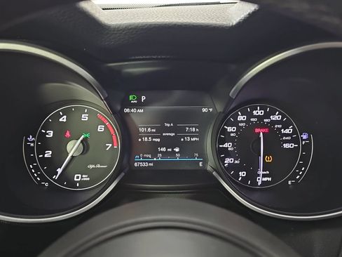Used 2020 Alfa Romeo Stelvio w/ Nero Edizione RWD image 19