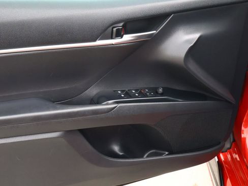 Used 2020 Toyota Camry TRD FWD image 12