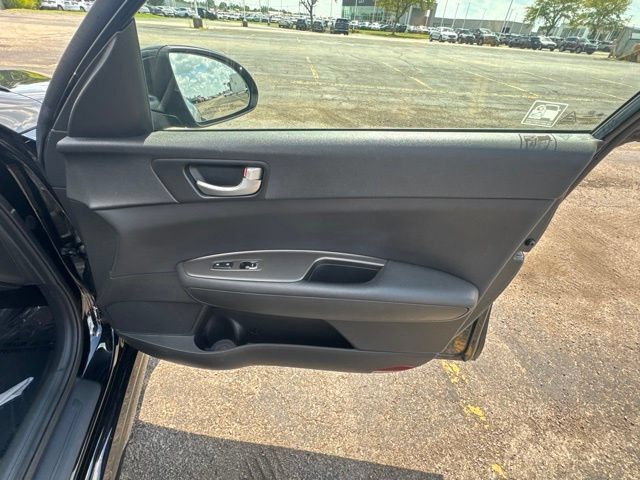 Used 2020 Kia Optima LX FWD image 15