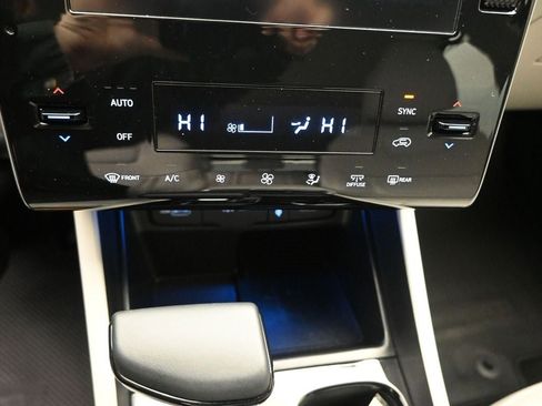 Certified 2023 Hyundai Tucson SEL w/ Convenience Package image 18