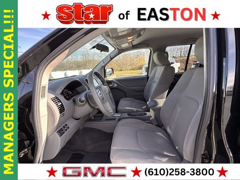 Used 2019 Nissan Frontier SV image 16