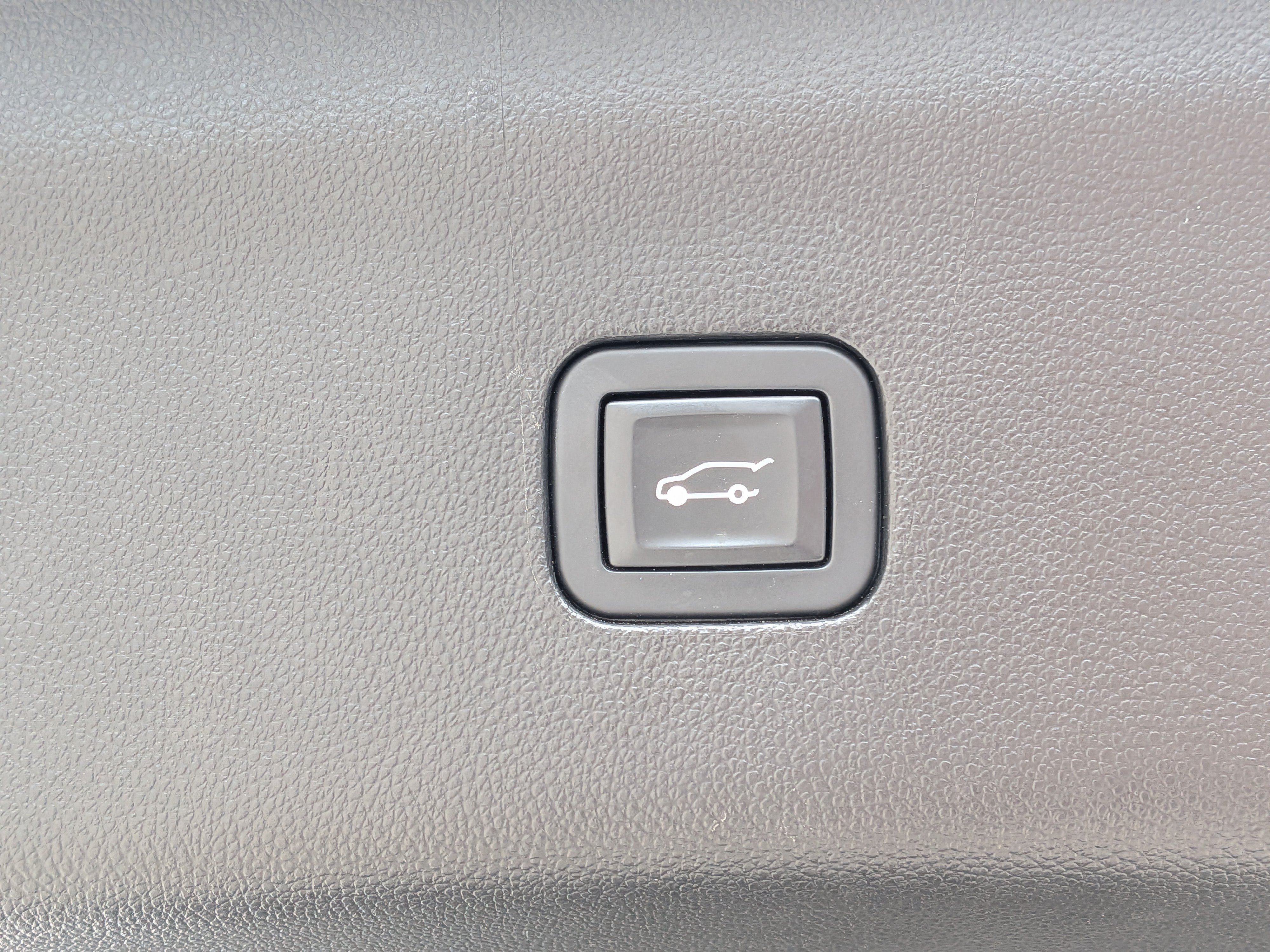 Used 2019 Buick Enclave Essence FWD image 14
