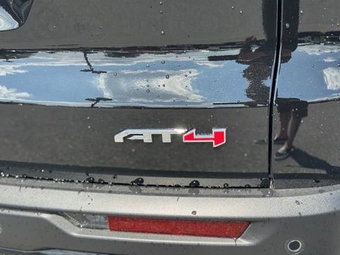 New 2026 GMC Acadia AT4 AWD/4WD image 31