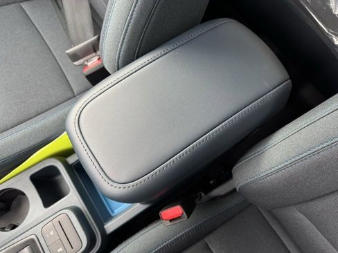 New 2025 Ford Maverick XLT w/ XLT Luxury Package image 16