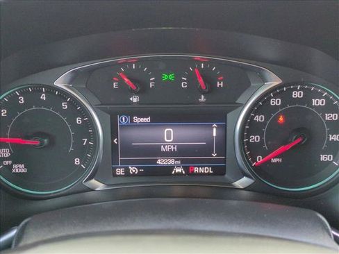 Used 2024 Chevrolet Equinox LT image 11