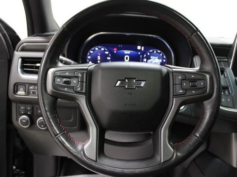 Used 2022 Chevrolet Suburban RST w/ Luxury Package AWD/4WD image 32