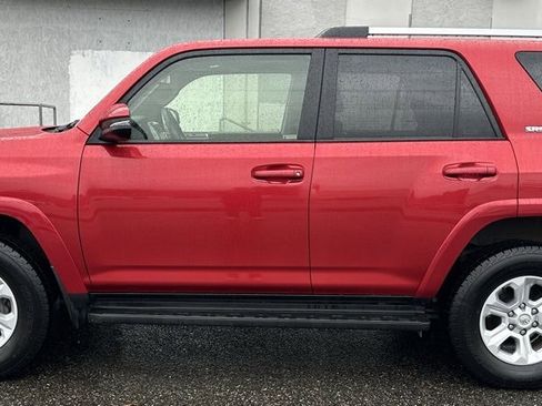 Certified 2022 Toyota 4Runner SR5 Premium w/ Moonroof Package image 8