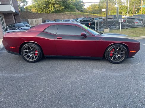 Used 2018 Dodge Challenger T/A image 3