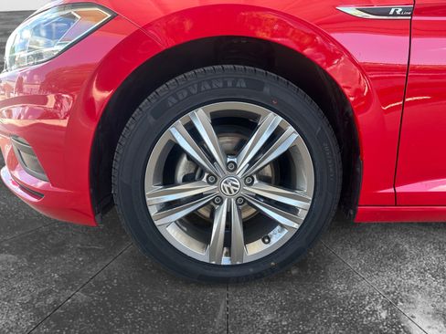 Used 2019 Volkswagen Jetta R-Line FWD image 9