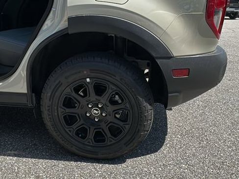 New 2025 Ford Bronco Sport Badlands w/ Badlands Tech Package AWD/4WD image 19