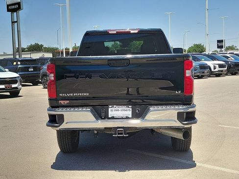 Used 2025 Chevrolet Silverado 2500 LT w/ Convenience Package AWD/4WD image 9