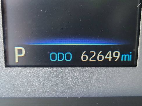 Used 2024 Toyota Corolla LE FWD image 5