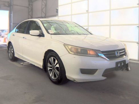 Used 2013 Honda Accord LX image 3