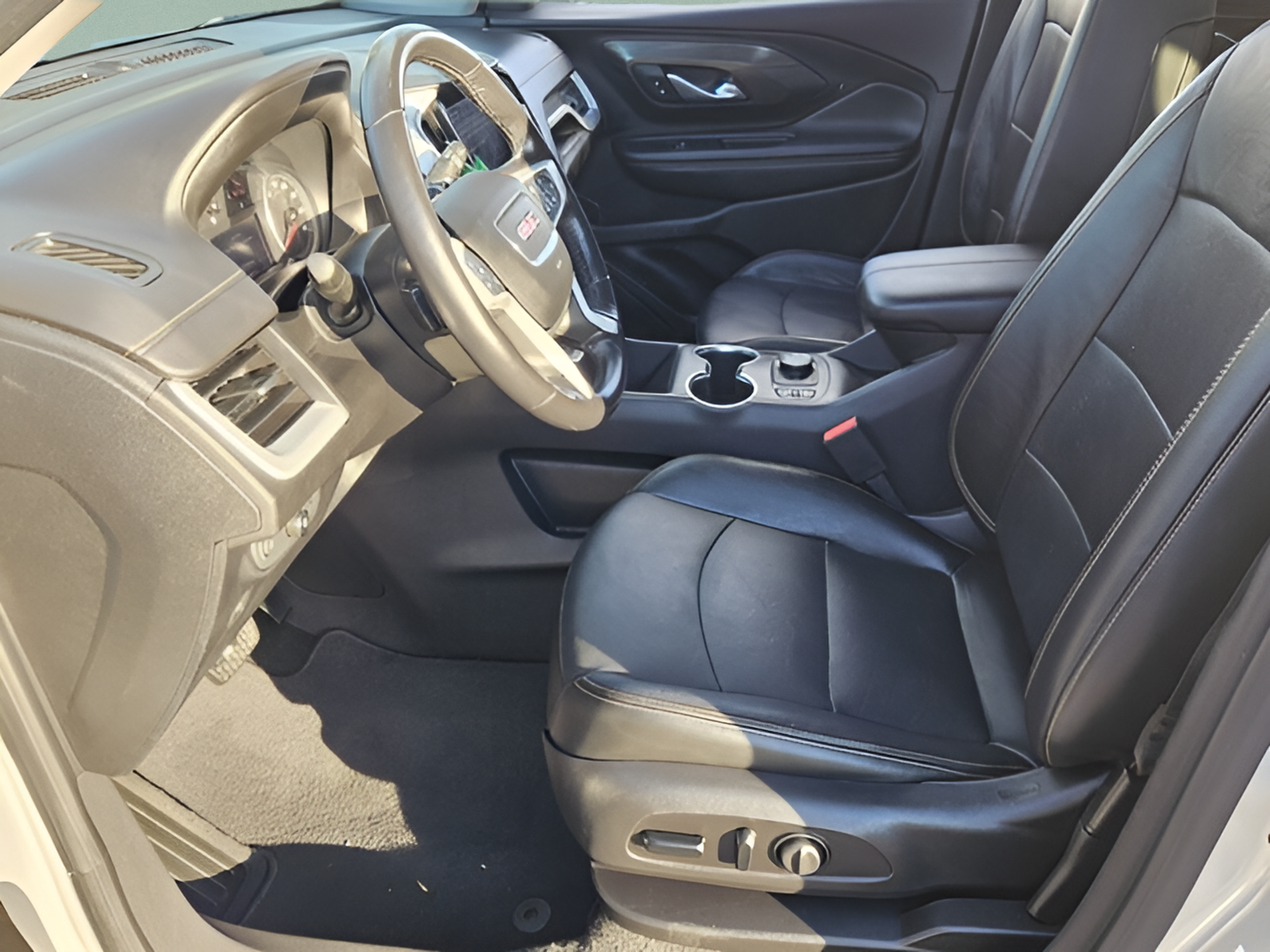 Used 2019 GMC Terrain SLT w/ Preferred Package FWD image 12