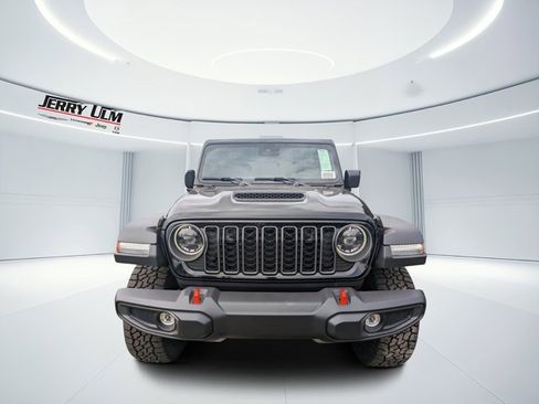 New 2025 Jeep Gladiator Mojave image 7