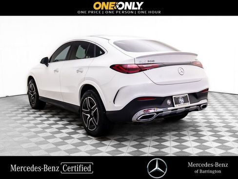 Certified 2025 Mercedes-Benz GLC 300 4MATIC image 3