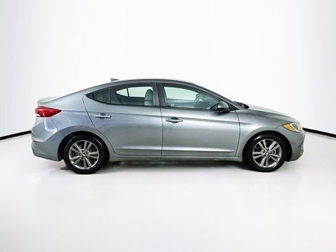 Used 2018 Hyundai Elantra SEL FWD image 8