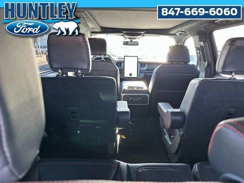 Used 2022 Ford Expedition Max Limited image 14