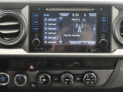 Used 2017 Toyota Tacoma TRD Off-Road w/ Tow Package (A/T) image 21