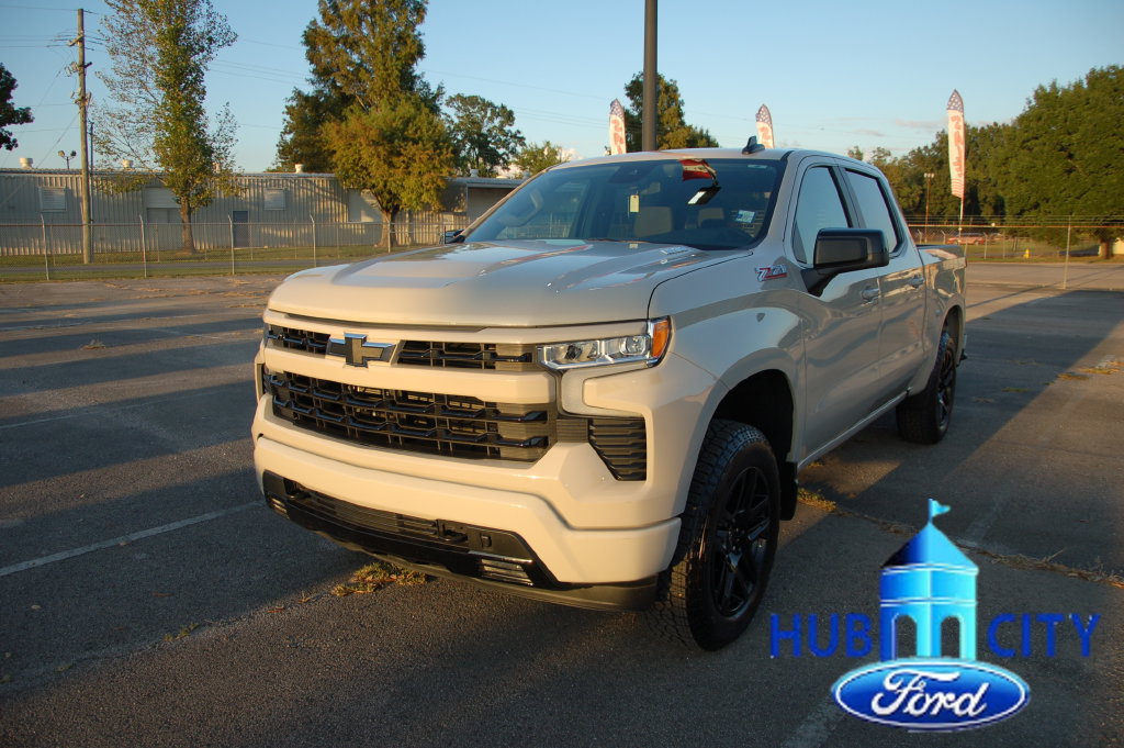 Used 2026 Chevrolet Silverado 1500 RST w/ Z71 Off-Road Package AWD/4WD image 1