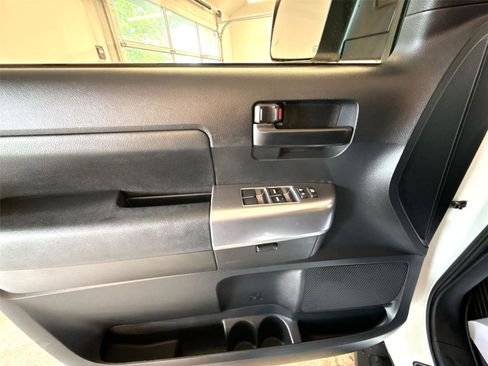 Used 2019 Toyota Sequoia TRD Sport w/ TRD Sport Premium Package AWD/4WD image 15