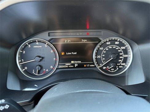 New 2025 Mitsubishi Outlander SE image 16