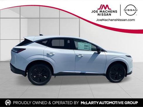 New 2026 Nissan Murano SV AWD/4WD image 7