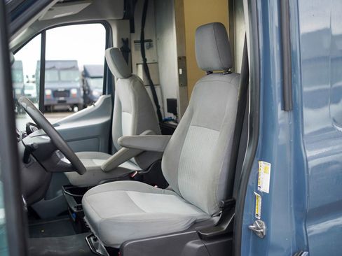 Used 2019 Ford Transit 250 148 High Roof Extended RWD image 24