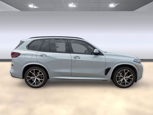 Used 2025 BMW X5 sDrive40i w/ M Sport Package image 8