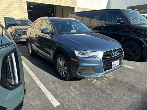 Used 2017 Audi Q3 2.0T Premium Plus AWD/4WD image 4