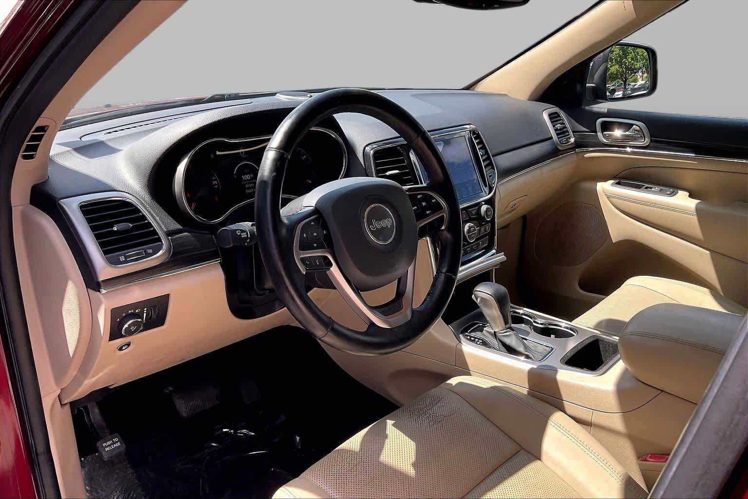 Used 2019 Jeep Grand Cherokee Limited w/ Luxury Group II RWD image 14