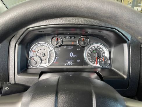 Used 2022 RAM 1500 Classic SLT w/ Electronics Group AWD/4WD image 26