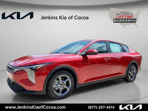 New 2026 Kia K4 FWD image 9